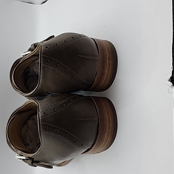 J. Crew Buckle Matte Brown Oxford Flats Size 10.5 womens - Picture 3 of 5